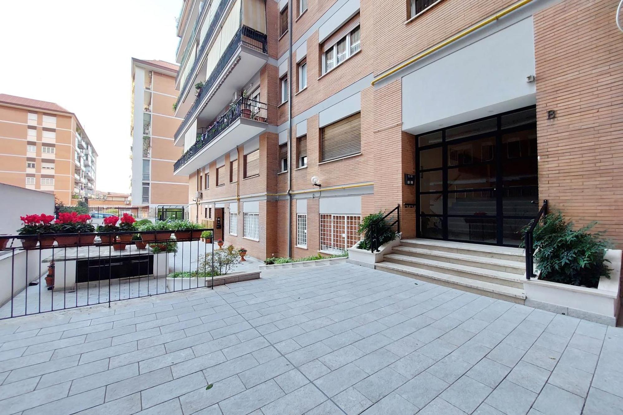 Lovely Apartment With Terrace Near The Vatican Roma Eksteriør bilde
